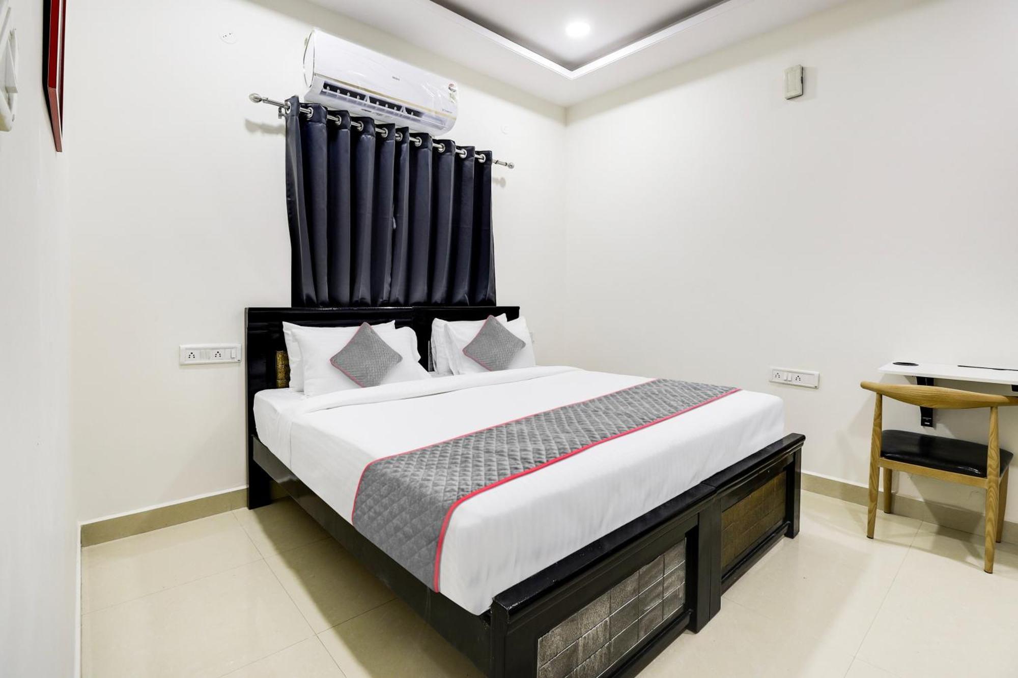 Super Townhouse De Alphabet Hotel Kukatpally Nexus Mall Χιντεραμπάντ Εξωτερικό φωτογραφία