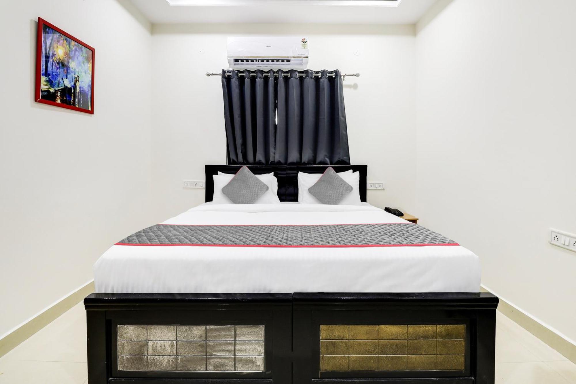 Super Townhouse De Alphabet Hotel Kukatpally Nexus Mall Χιντεραμπάντ Εξωτερικό φωτογραφία