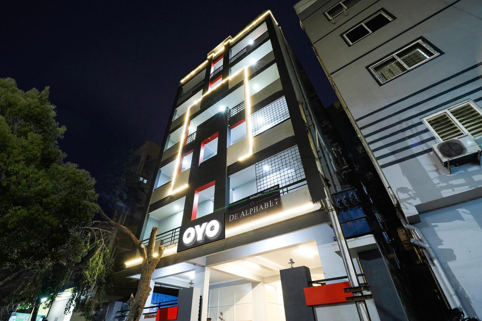Super Townhouse De Alphabet Hotel Kukatpally Nexus Mall Χιντεραμπάντ Εξωτερικό φωτογραφία