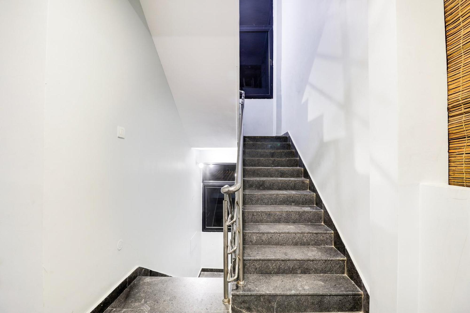 Super Townhouse De Alphabet Hotel Kukatpally Nexus Mall Χιντεραμπάντ Εξωτερικό φωτογραφία