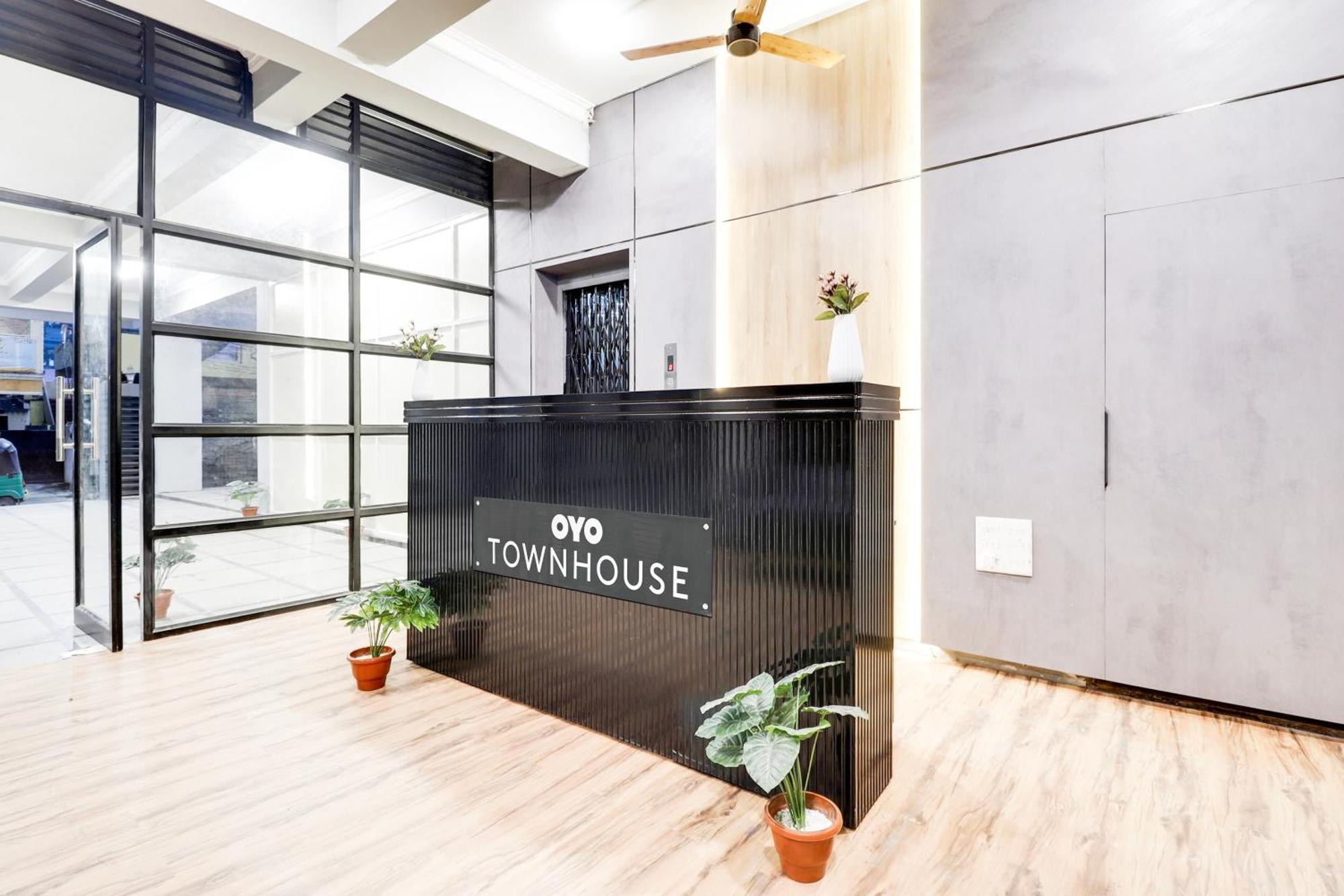Super Townhouse De Alphabet Hotel Kukatpally Nexus Mall Χιντεραμπάντ Εξωτερικό φωτογραφία