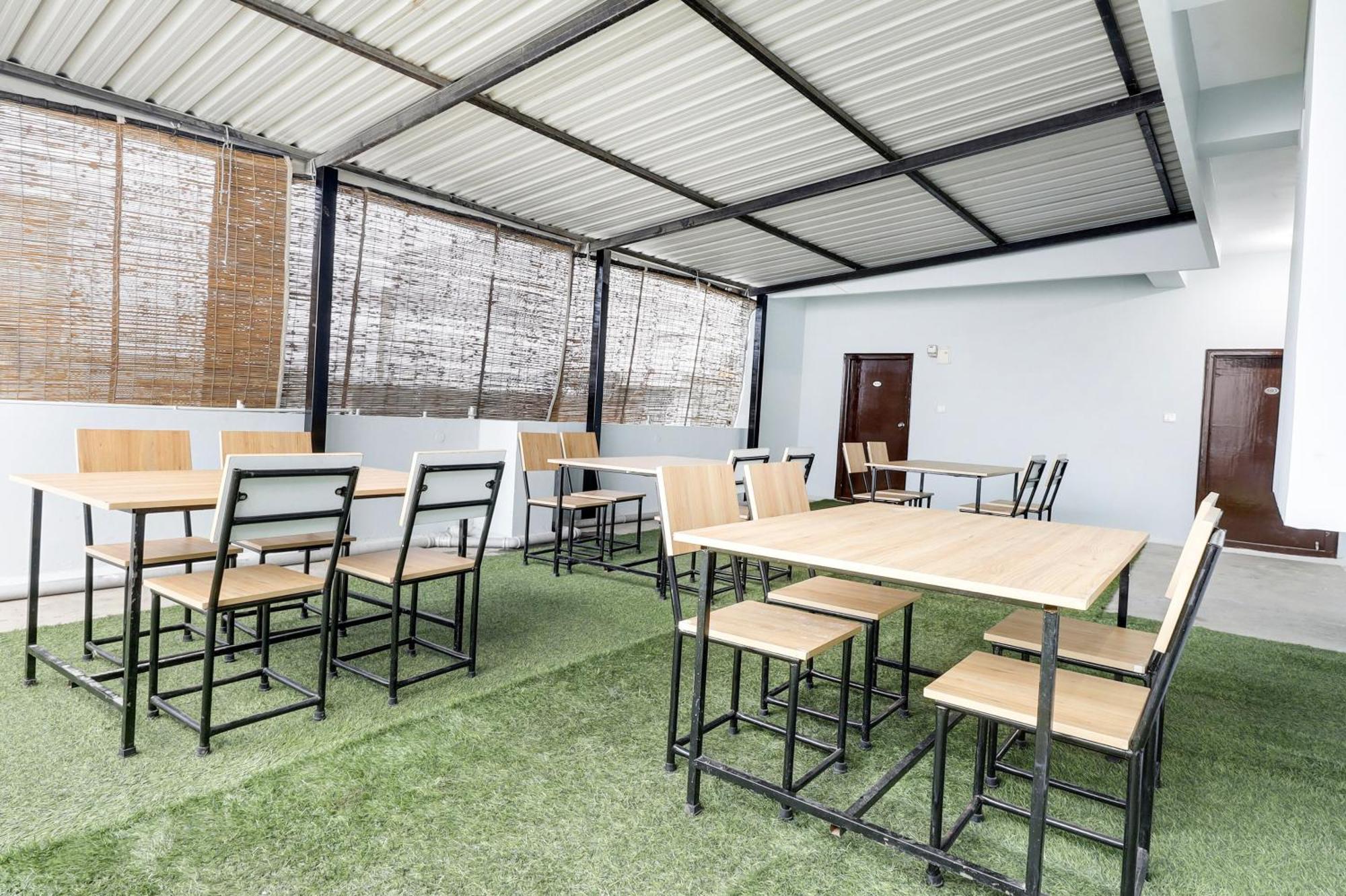 Super Townhouse De Alphabet Hotel Kukatpally Nexus Mall Χιντεραμπάντ Εξωτερικό φωτογραφία